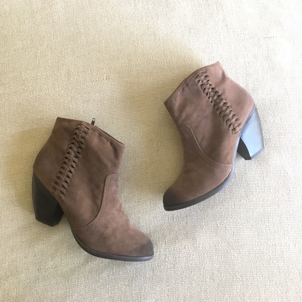 brown suede Fergie weave heel ankle bootie…